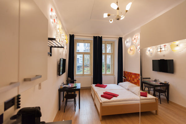 - 3 MINUTES BY WALK FROM THE WENCESLAS SQUARE<br />- TRANSFER FROM/TO THE AIRPOR Prague, Czechia [5]  flexible twin beds / kitchenette / bathroom Entire condo vacation rental 22063433