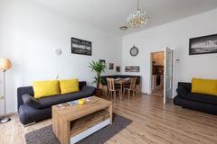 Great location: 200m from the metro and railway station, close to the city cente Vienna, Austria *sunny cozy renovated apartment close to centre Entire rental unit vacation rental 44403832