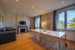 Magnifique appartement de 110m², au troisième étage sans ascenseur, trois chambr Bordeaux, France Magnifique T4 familiale en plein cœur de la ville Entire rental unit vacation rental 21484246