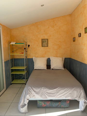 Chambre/studio indépendant de la maison pour une personne.  Surface:16 M2 . lit  Artigues-près-Bordeaux, France Chambre/Studio indépendant, au calme. Private room in rental unit vacation rental 47799917