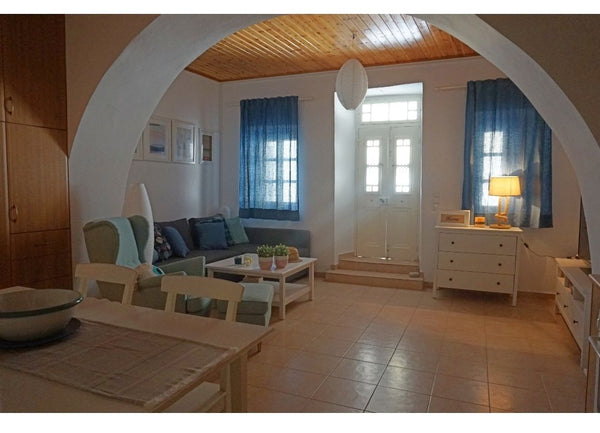 Top Central cycladic location in the heart of Tinos Island city<br /><br /><b>Th Athens, Greece Top central location apartment in Tinos Cyclades Entire townhouse vacation rental 31577944