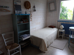 Talence : ville universitaire à 3 km de Bordeaux centre, dans résidence calme av Talence, France chambre single "littorale" S de B +balcon Private room in condo vacation rental 34618428