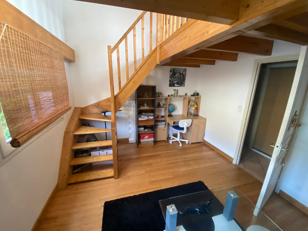 Studio dans un endroit calme et à l’écart du bruit . Parfait pour couple en dépl Taillan-Médoc, France Studio conviviale. L’hôte est dans son intimité . Private room in villa vacation rental 35753992