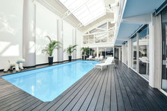Luxueux loft de 450 m² situé dans le centre de Bordeaux avec piscine intérieure  Bordeaux, France Luxurious Loft 450m² A-C/ Pool/ Rooftop/ Parking Entire loft vacation rental 8983285