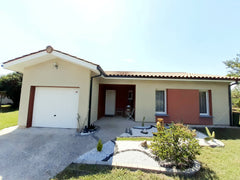 Maison de 95m2, garage et jardin clos de 1000m2 sur un terrain familial (la mais Villenave-d'Ornon, France Maison avec jardin à 15mn de Bordeaux Entire home vacation rental 19541220