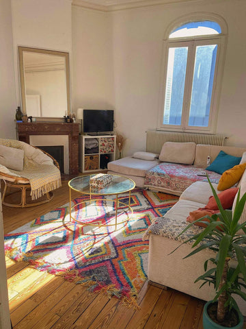 Ce logement parfaitement situé offre un accès facile à tous les sites et commodi Grenoble, France Bordeaux : chambre privée dans superbe appartement Private room in rental unit vacation rental 579475156972788099