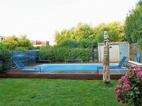 Vaste maison de 210m² au calme avec piscine privée. Composée d'une grande pièce   SUPERBE MAISON DE VILLE AVEC PISCINE Entire townhouse vacation rental 644735437275639627