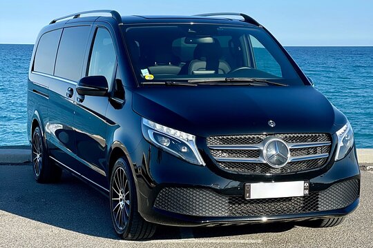 London Airport Transfers : Port of Southampton to London Airports LHR  LGW  LCY  Private Tours and Travel Guide Europe London CITY Southampton Destination Tour