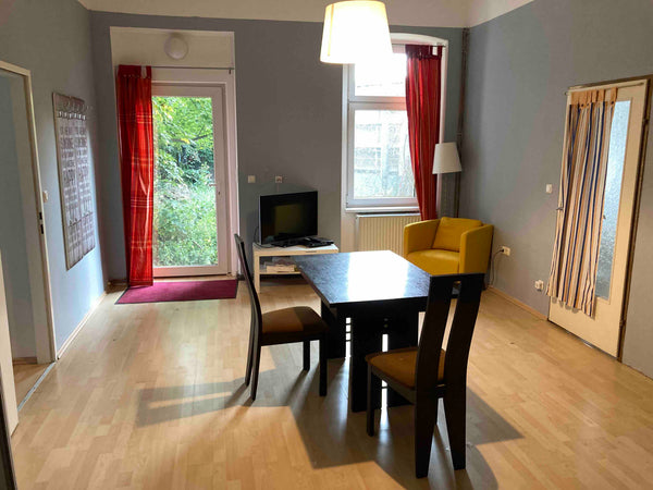 Das Apartment (75m2) besteht aus DREIBETTZIMMER & ZWEIBETTZIMMER,<br />großes Wo Vienna, Austria Blumental Apartment Entire rental unit vacation rental 53036834