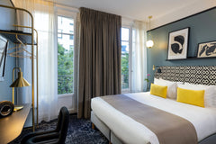 Parking available at 39 euros per day<br />Room service available between 10 AM  Paris, France Cosy and design few steps from Trocadero Room in boutique hotel vacation rental 24924558