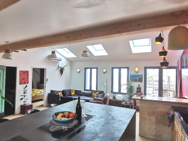 Magnifique appartement a 8 min de la gare a pied et 8 min a pied du marché des c Bordeaux, France Magnifique appt 100M2  sauna terrasse lumineux 7p Entire rental unit vacation rental 54271269