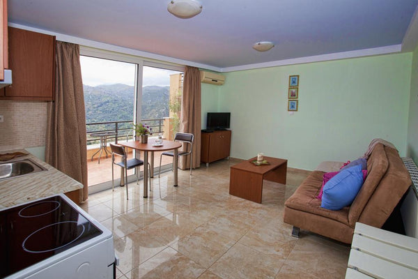 Villa Frati Gorge is a nice feeling aparthotel in Frati Village, 4 minutes away  Rethimnon, Greece Villa Frati Gorge-Appartment with Pool View Room in aparthotel vacation rental 21873753