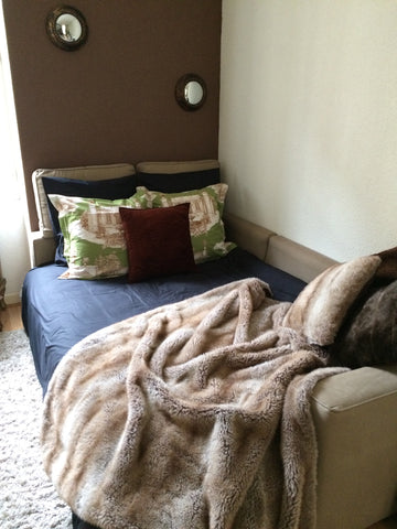 Studio très lumineux<br />Peut accueillir 2 personnes pour Vinexpo<br />Haut sou Bordeaux, France Beau studio en plein centre ville Entire rental unit vacation rental 6443832