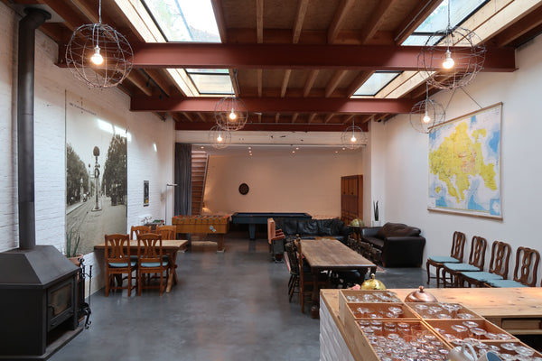 Je verblijft in een omgebouwde melkerij. <br />Deze plek is een ideale thuisbasi Antwerp, Belgium Loft @ Vooruitzicht Entire loft vacation rental 39174512