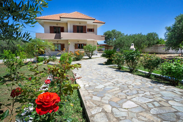 Garden House is a spacious maisonette with four bedrooms, two bathrooms and a be Chania, Greece Garden House, 4 BD, 2 BA, quiet Entire home vacation rental 25243658
